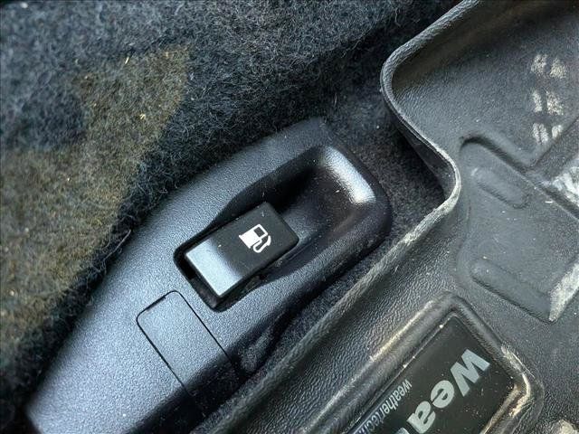 Used 2017 Subaru Forester 2.5i Limited AWD/4WD image 29