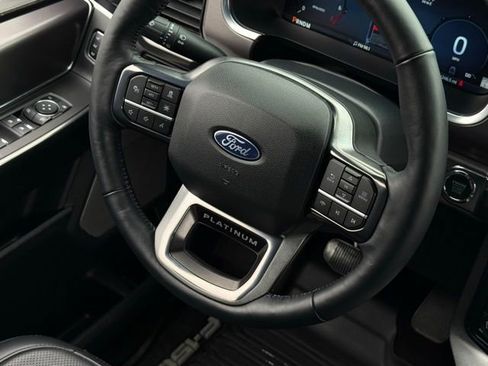 Used 2025 Ford F150 Platinum image 12
