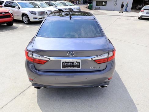 Used 2016 Lexus ES 350 w/ Luxury Package w/Wood Trim image 6