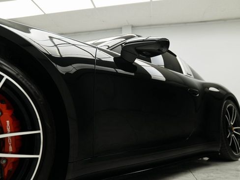 Used 2022 Porsche 911 Targa 4 GTS image 18