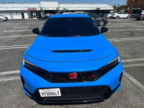 Used 2025 Honda Civic Type R image 2