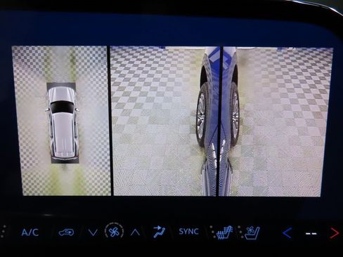 Used 2025 Chevrolet Tahoe High Country image 16