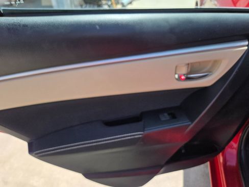 Used 2014 Toyota Corolla LE FWD image 10