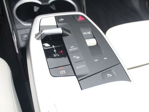 Used 2026 BMW X1 xDrive28i w/ Technology Package image 13