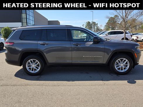 Used 2023 Jeep Grand Cherokee L Laredo w/ Luxury Tech Group I image 8