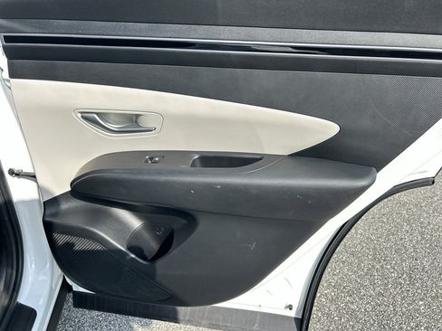 Used 2023 Hyundai Tucson SEL image 25
