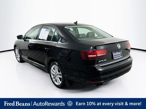 Used 2017 Volkswagen Jetta SEL FWD image 6