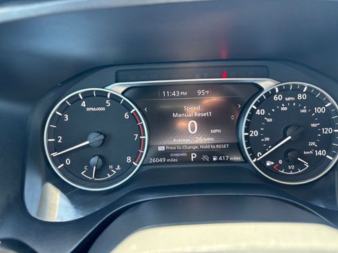 Used 2025 Nissan Rogue SV FWD image 42
