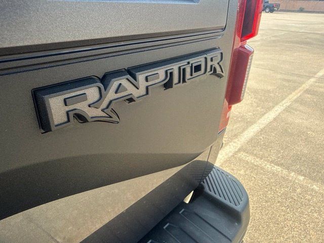 Used 2019 Ford F150 Raptor w/ Equipment Group 802A Luxury AWD/4WD image 9