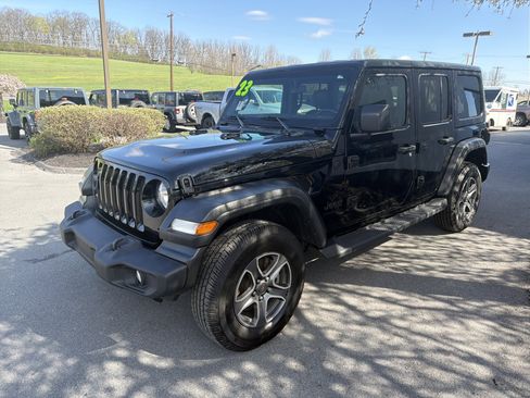 Used 2023 Jeep Wrangler Unlimited Sport AWD/4WD image 8