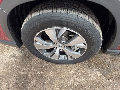 Used 2025 Subaru Ascent Premium AWD/4WD image 11