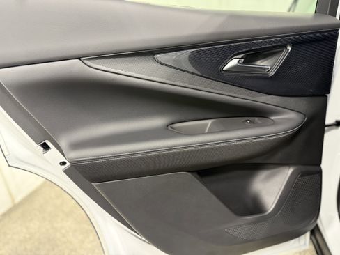 Used 2024 Chevrolet Blazer EV LT image 24