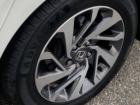 Used 2018 Honda Civic EX image 21