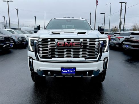 Used 2024 GMC Sierra 2500 Denali w/ Denali Reserve Package image 24