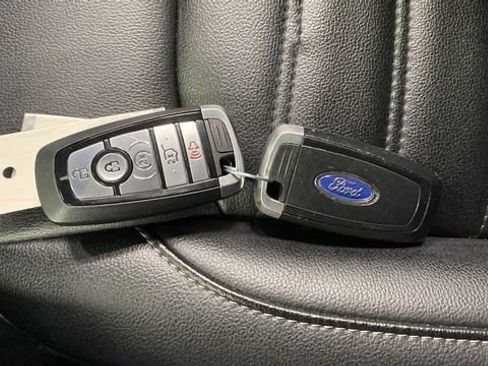 Used 2020 Ford Edge SEL w/ Convenience Package AWD/4WD image 21