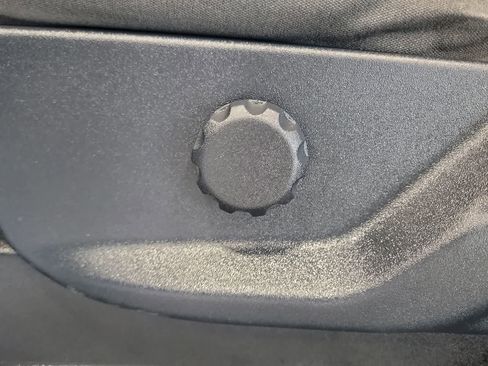 Used 2021 Ford F150 XLT RWD image 15