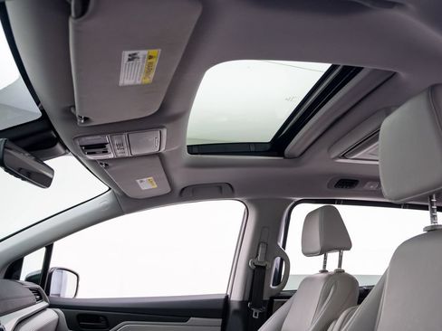 Certified 2018 Honda Odyssey EX-L image 20