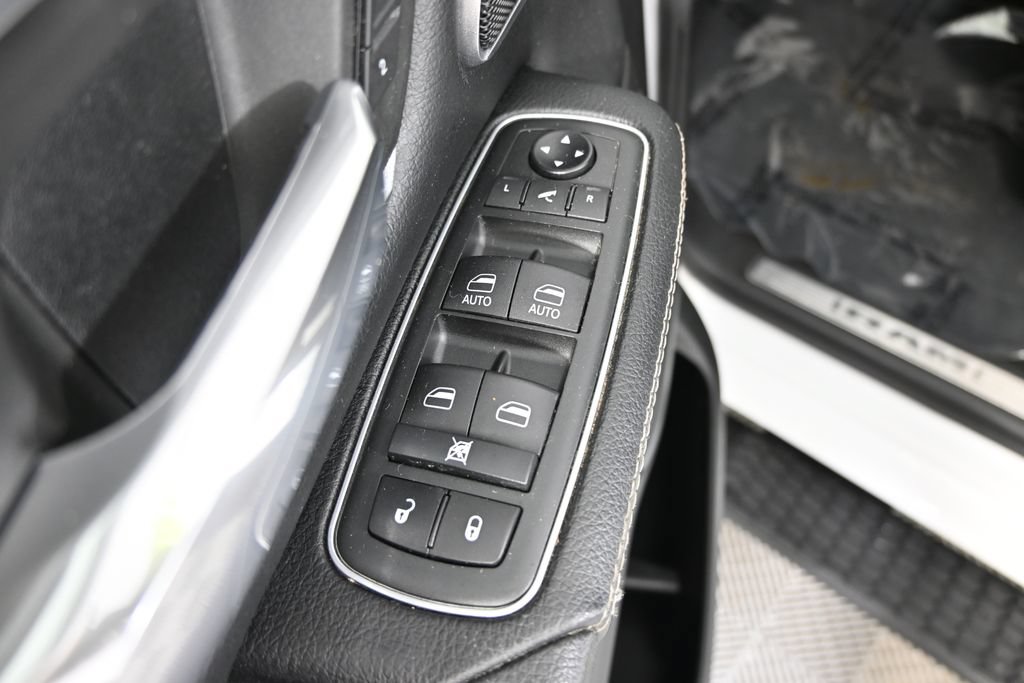 Used 2020 RAM 1500 Laramie AWD/4WD image 20