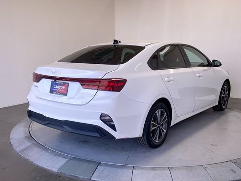 Used 2024 Kia Forte LXS FWD image 5