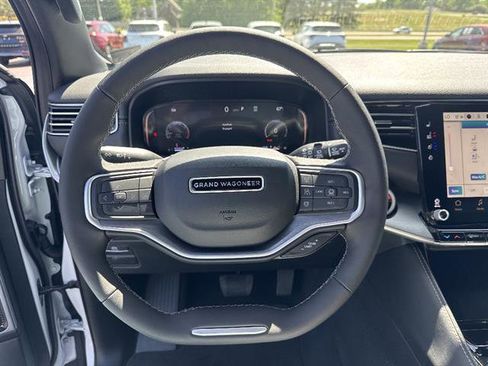 New 2026 Jeep Grand Wagoneer Limited w/ Premium Group II AWD/4WD image 10