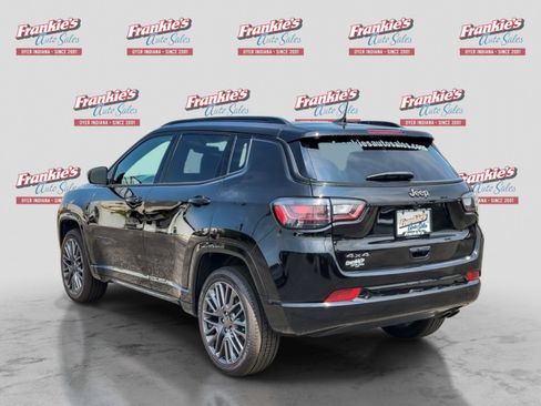 Used 2022 Jeep Compass High Altitude AWD/4WD image 3