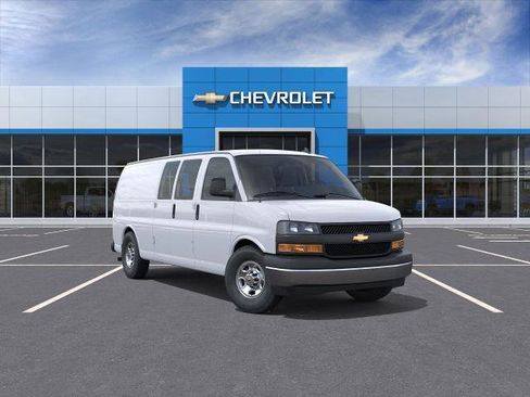 New 2025 Chevrolet Express 2500 Extended w/ Cold Climate Package image 25