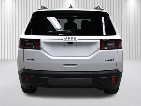 New 2026 Jeep Cherokee Laredo AWD/4WD image 4