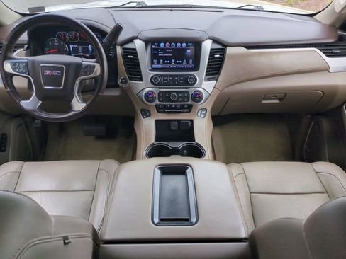 Used 2018 GMC Yukon SLT w/ Open Road Package image 15