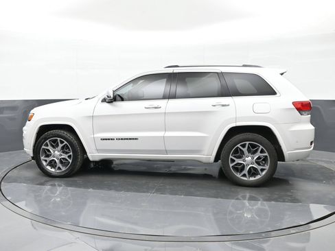Used 2020 Jeep Grand Cherokee Overland AWD/4WD image 9