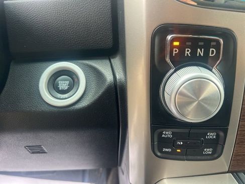 Used 2017 RAM 1500 Laramie w/ Convenience Group image 29