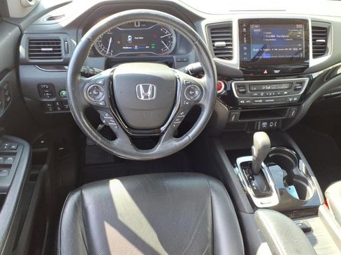 Used 2018 Honda Ridgeline RTL-E image 11