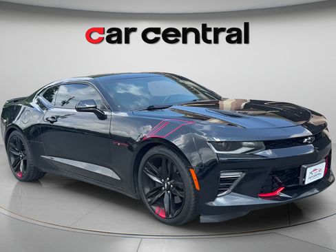Used 2017 Chevrolet Camaro SS w/ Redline Edition RWD image 8