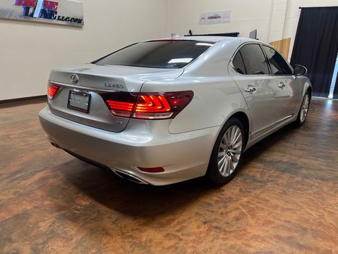 Used 2014 Lexus LS 460 AWD image 9