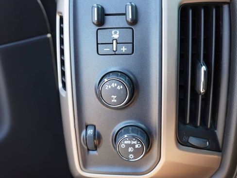 Used 2019 GMC Sierra 2500 Denali AWD/4WD image 26