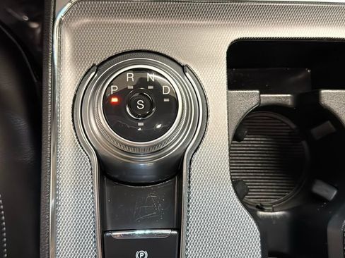 Used 2021 Ford Edge SEL w/ Convenience Package FWD image 22