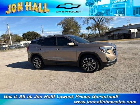 Used 2018 GMC Terrain SLT w/ Preferred Package image 16