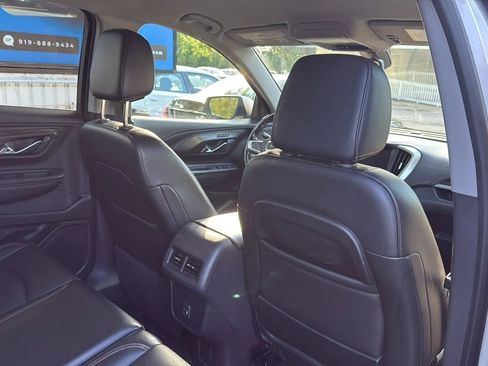 Used 2019 GMC Terrain SLT w/ Preferred Package AWD/4WD image 19