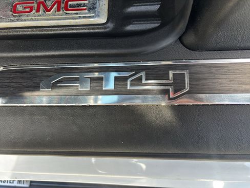 Used 2021 GMC Sierra 1500 AT4 AWD/4WD image 18