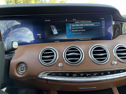 Used 2020 Mercedes-Benz S 560 4MATIC Coupe image 27