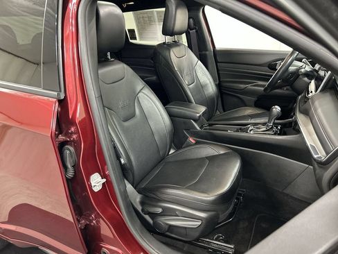 Used 2022 Jeep Compass High Altitude AWD/4WD image 23