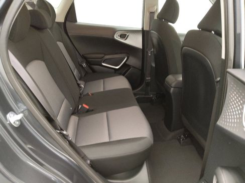 Used 2024 Kia Soul LX w/ LX Technology Package image 19