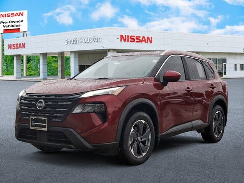 Used 2024 Nissan Rogue SV w/ SV Premium Package FWD image 2
