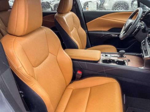 Used 2024 Lexus RX 350 Premium Plus w/ Convenience Package image 16