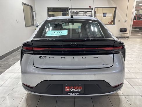 New 2026 Toyota Prius LE image 3