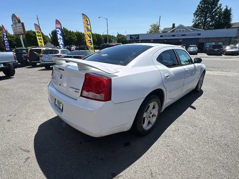 Used 2010 Dodge Charger SXT RWD image 5