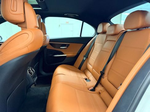 Used 2025 Mercedes-Benz C 300 4MATIC Sedan image 22