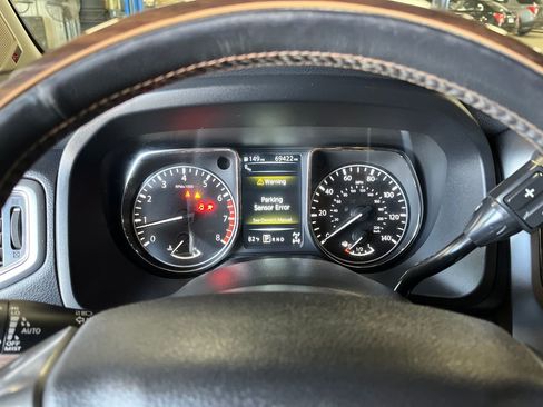 Used 2017 Nissan Titan Platinum Reserve AWD/4WD image 21