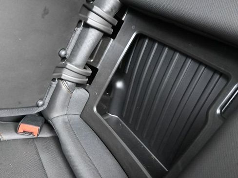 Used 2023 GMC Sierra 1500 AT4 w/ AT4 Preferred Package image 6