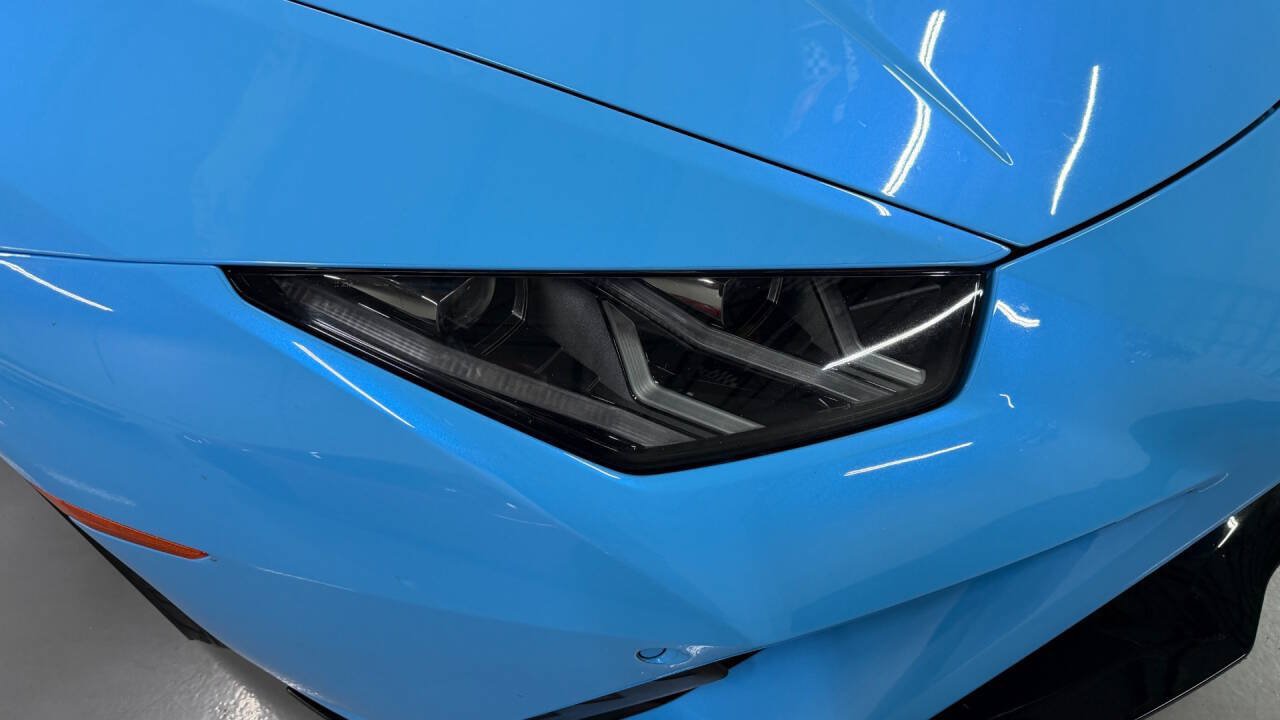 Used 2020 Lamborghini Huracan EVO RWD image 5