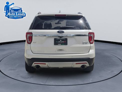 Used 2016 Ford Explorer XLT w/ Equipment Group 202A FWD image 7